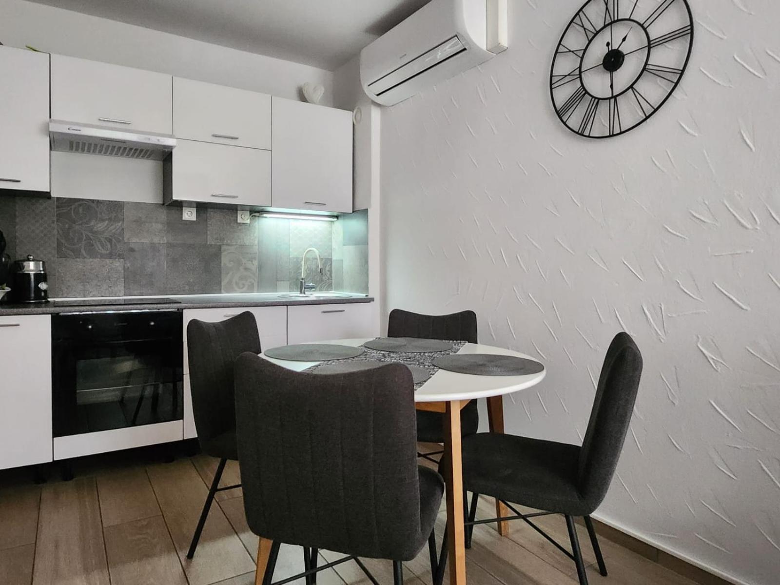 Apartman Ante Vinkovce Kültér fotó